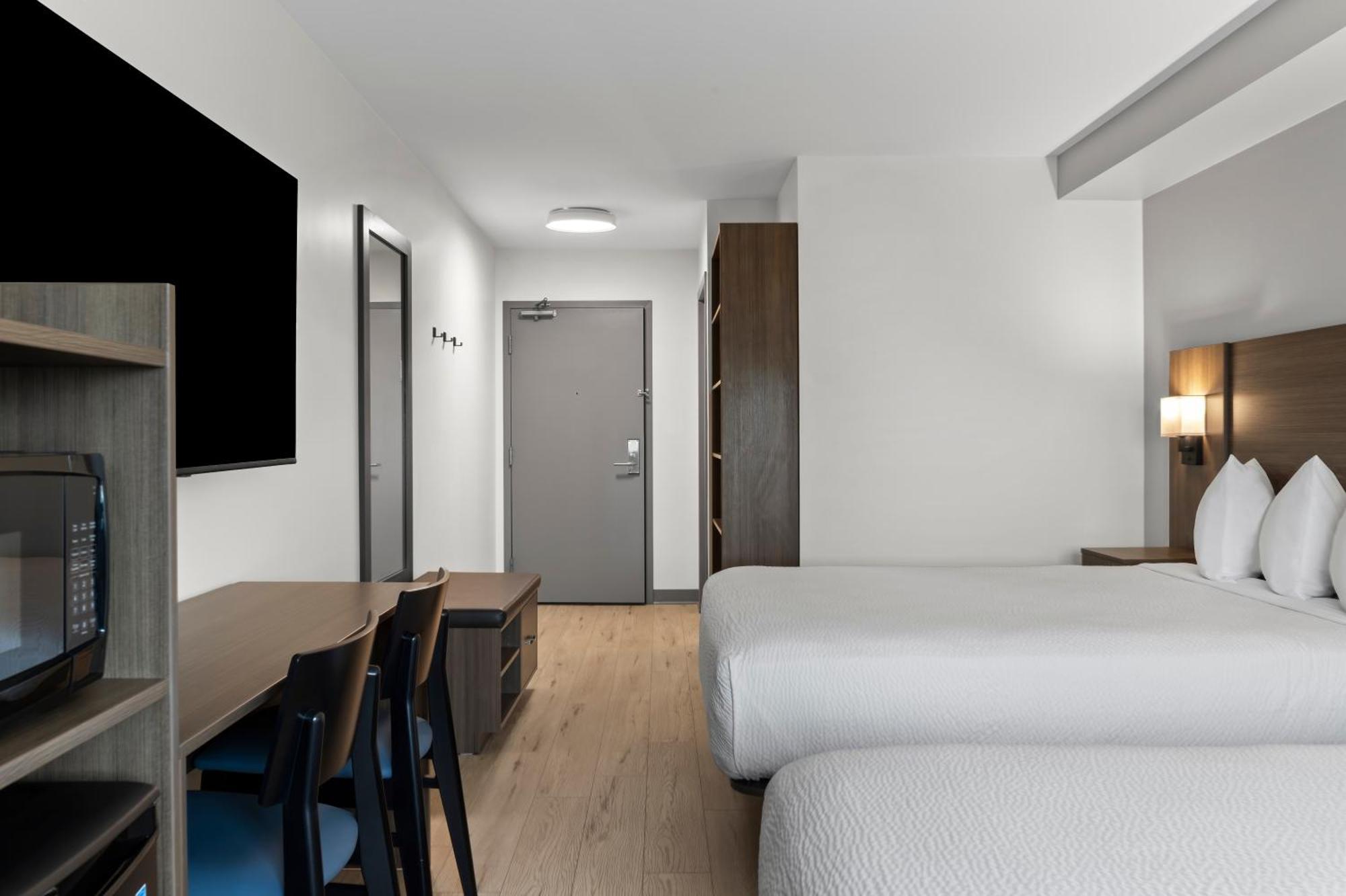 Days Inn By Wyndham Steinbach מראה חיצוני תמונה