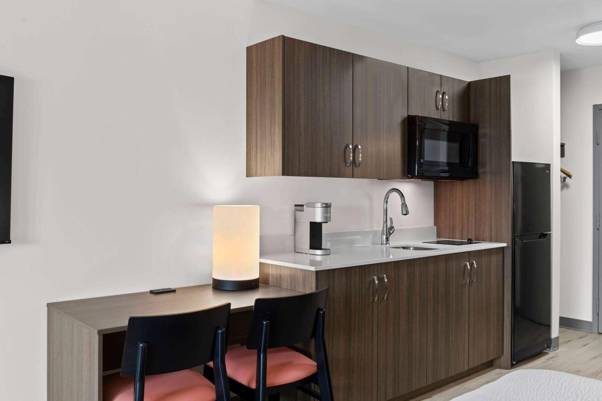 Days Inn By Wyndham Steinbach מראה חיצוני תמונה
